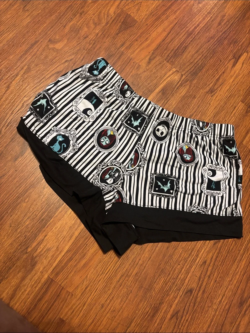 Disney The Nightmare Before Christmas pajamas - Picture 2 of 6